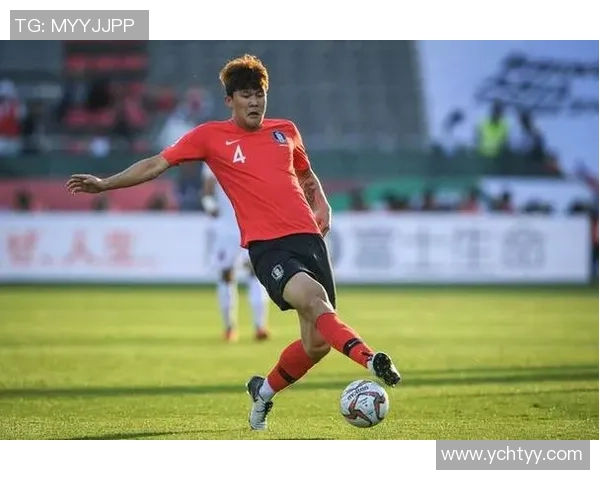 足球明星私下抽烟视频曝光引发球迷热议与争议